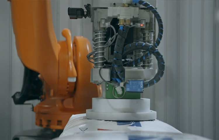 Bagged goods loading and unloading works