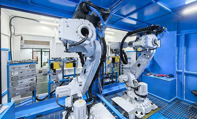 Aircraft Engine Blade Polishing