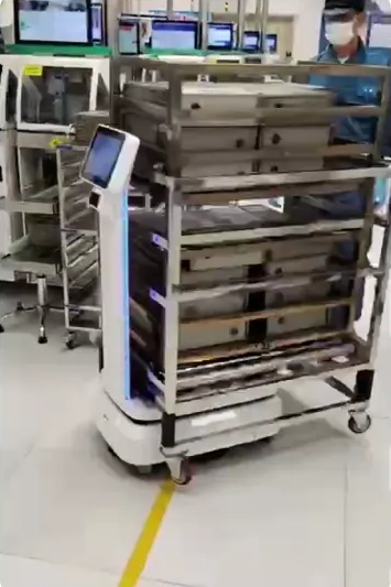 Multi-tier tray transport